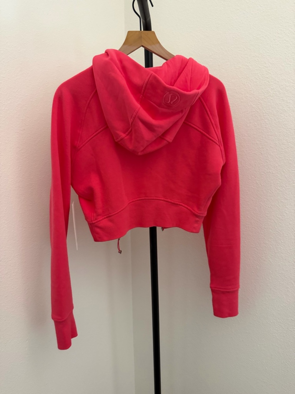 lululemon athletica scuba full zip Cropped lip gloss pink Hoodie - Picture 5 of 6